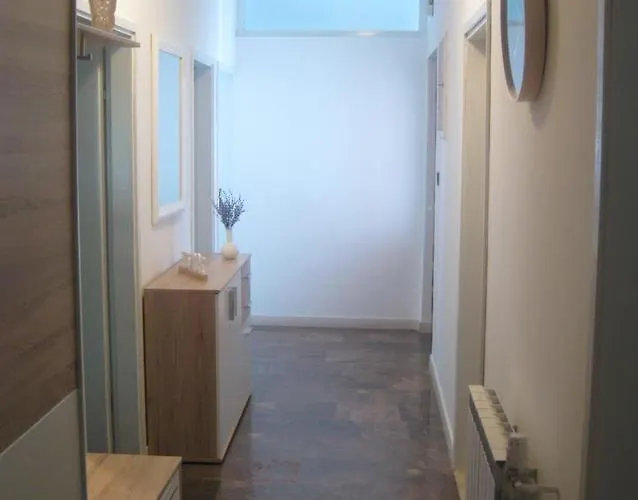 Mate Apartman Splitska