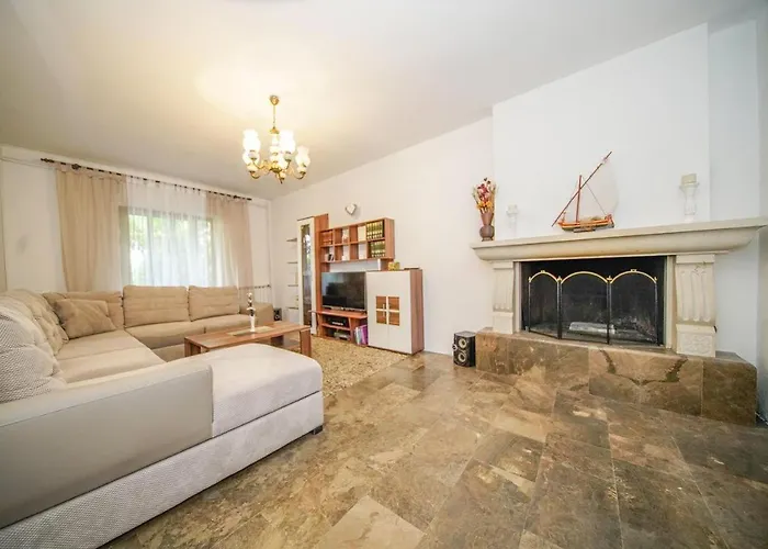 Apartment Mate Splitska